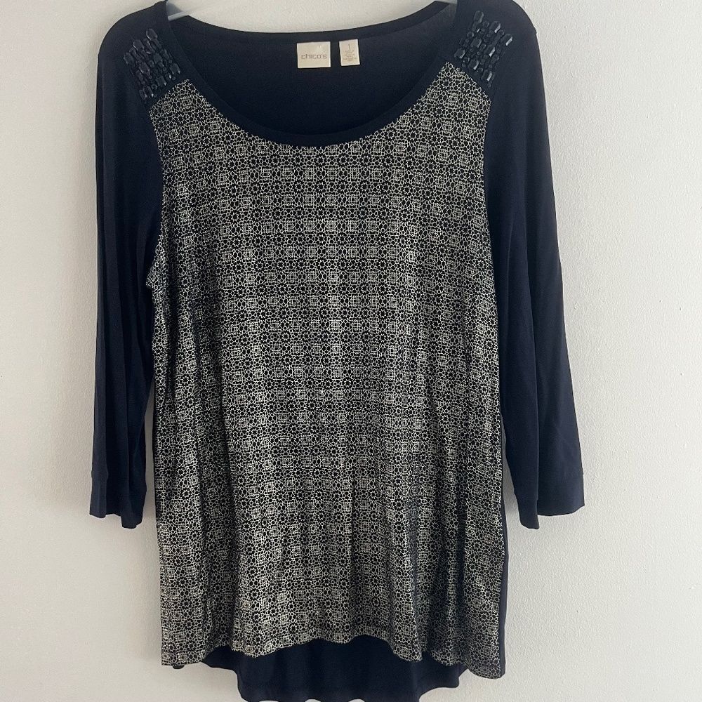 Chico’s woman Blouse long sleeve Size1 Medium Gold stars print Bout neck Decor